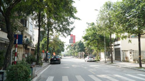 Cần thanh khoản lô liền kề Văn Phú, đường 19.5m, diện tích 70m2, đã hoàn thiện, hướng Đông Nam