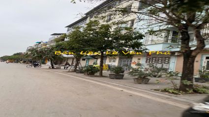 Bán Liền kề Văn Phú TT31 diện tích 70,22m2 mặt tiền 5m hướng chính Bắc đường 24m nhà xây hoàn thiện ngay đường lớn thuận tiện kinh doanh, gần ngay các trường Phú La, Marie Curie, sân bóng #H5427.523